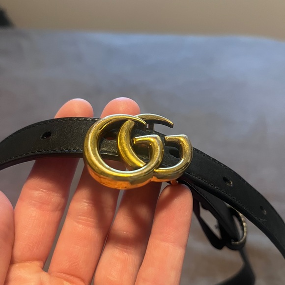 Gucci Black and Gold Leather Belt with Iconic GG Buckle - Picture 1 of 7